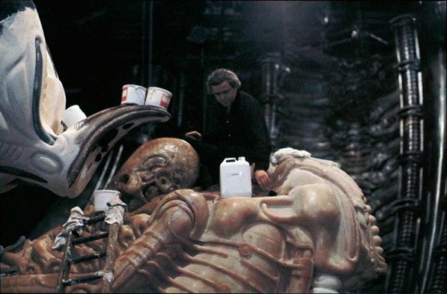 alien behind the scenes