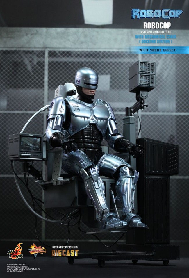 robocop talking docking station