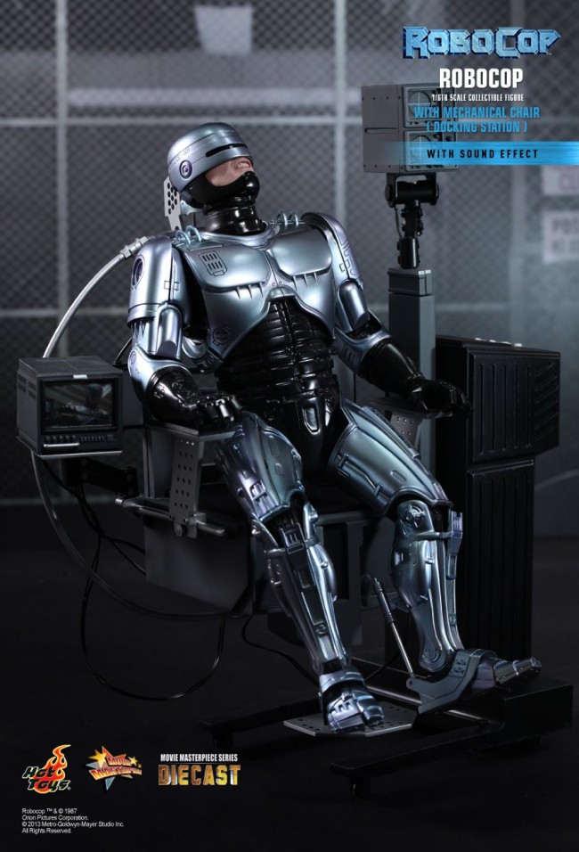 robocop talking docking station