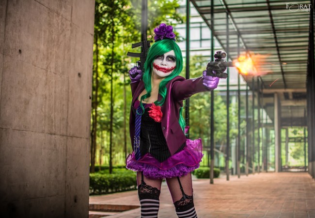 female joker cosplay