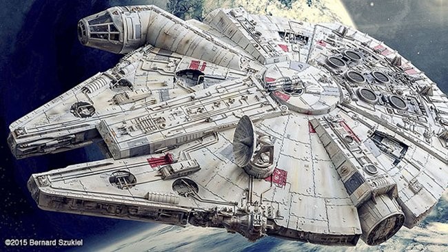 millenium falcon paper model