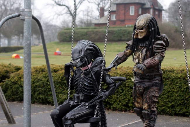 alien and predator best friends