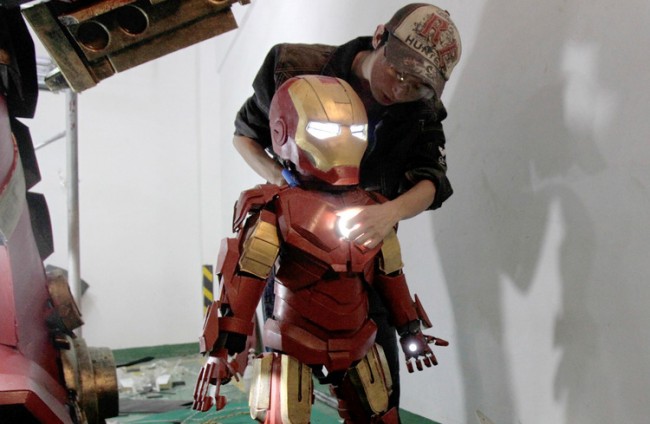 Fan Builds Amazing Life-Size Hulkbuster Armor