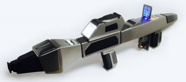 Anovos Reveals New Star Trek Replica Weapons