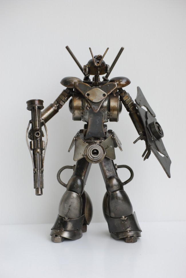scrap metal sci fi sculptures