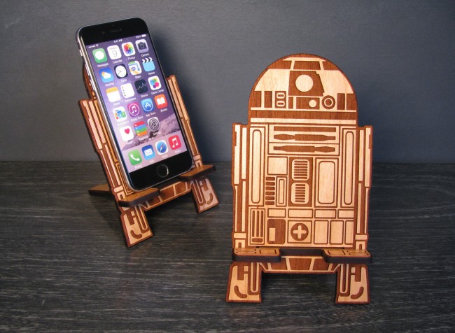 Awesome Sci-Fi Smart Phone Stands