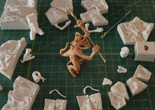 Make Your Own Playable Star Wars Holochess Set
