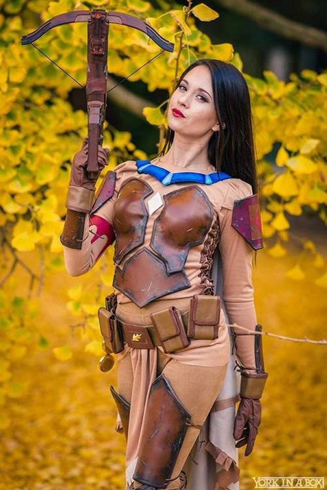 Boba Fett and Pocahontas Mashup Cosplay