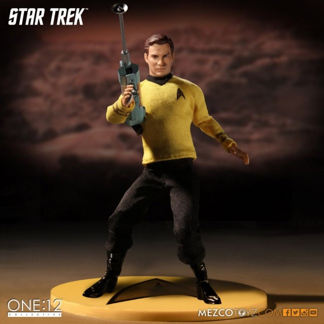 Star Trek Captain Kirk 1 12 Collective Action Figure From Mezco