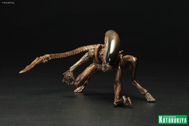 Alien 3 Dog Alien ArtFX+ Statue