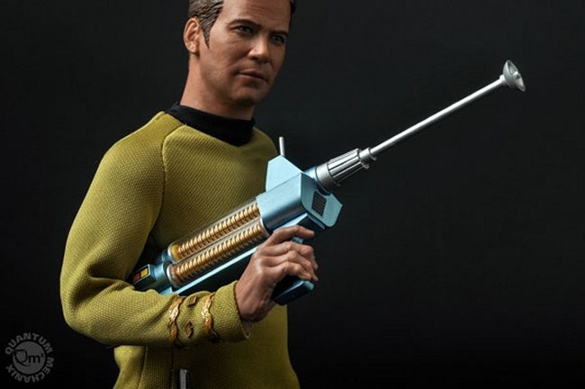 New Incredibly Detailed Star Trek Figures From QMx